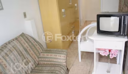 Casa com 3 quartos à venda na Rua Vinte e Cinco, 13, Rubem Berta, Porto Alegre, 94 m2 por R$ 250.000
