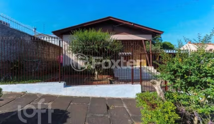 Casa com 3 quartos à venda na Rua Tupi, 171, Igara, Canoas, 87 m2 por R$ 650.000