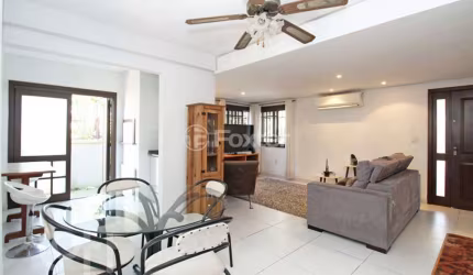 Casa com 3 quartos à venda na Rua Engenheiro Renato Costa Leite, 239, Ipanema, Porto Alegre, 266 m2 por R$ 780.000