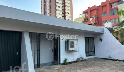 Casa com 3 quartos à venda na Rua Matias José Bins, 1631, Chácara das Pedras, Porto Alegre, 170 m2 por R$ 980.000