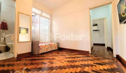 Apartamento com 2 quartos à venda na Rua Vinte e Quatro de Maio, 93, Centro Histórico, Porto Alegre, 39 m2 por R$ 220.000