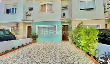 Casa em condomínio fechado com 3 quartos à venda na Avenida Edgar Pires de Castro, 2520, Hípica, Porto Alegre, 144 m2 por R$ 359.000