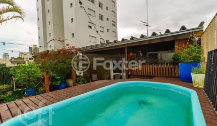 Cobertura com 3 quartos à venda na Avenida Alegrete, 455, Petrópolis, Porto Alegre, 125 m2 por R$ 990.000