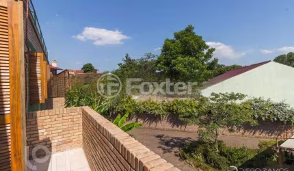 Casa com 3 quartos à venda na Rua Amapá, 919, Vila Nova, Porto Alegre, 145 m2 por R$ 750.000