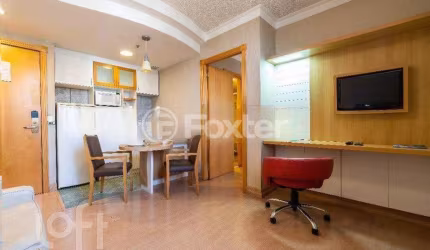 Kitnet / Stúdio à venda na Rua Miguel Tostes, 30, Rio Branco, Porto Alegre, 37 m2 por R$ 320.000
