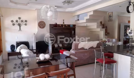 Casa com 3 quartos à venda na Rua Moacyr Godoy Ilha, 50, Espírito Santo, Porto Alegre, 172 m2 por R$ 699.000