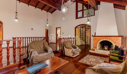 Casa com 4 quartos à venda na Rua Congo, 321, Vila Ipiranga, Porto Alegre, 284 m2 por R$ 995.000