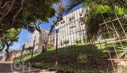 Apartamento com 2 quartos à venda na Rua Engenheiro Fernando Mendes Ribeiro, 250, Santo Antônio, Porto Alegre, 52 m2 por R$ 193.000