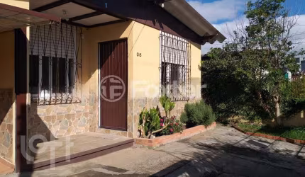 Casa com 3 quartos à venda na Rua Hermeto Bermudez, 95, Jardim Leopoldina, Porto Alegre, 70 m2 por R$ 529.000