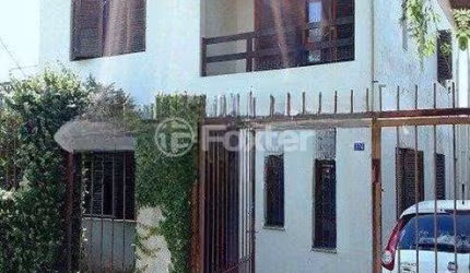 Casa com 4 quartos à venda na Rua Doze de Outubro, 674, Partenon, Porto Alegre, 139 m2 por R$ 490.000