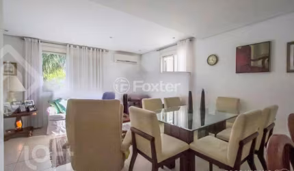 Casa com 3 quartos à venda na Rua Israel, 10, Vila Jardim, Porto Alegre, 151 m2 por R$ 2.000.000