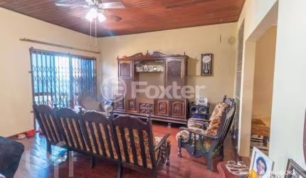 Casa com 4 quartos à venda na Rua Eleutério Araújo, 88, Partenon, Porto Alegre, 450 m2 por R$ 850.000