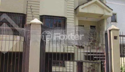 Casa com 4 quartos à venda na Rua Doutor Galdino Nunes Vieira, 273, Jardim Itu Sabará, Porto Alegre, 297 m2 por R$ 840.000