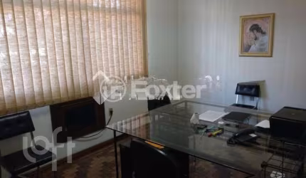 Casa com 3 quartos à venda na Rua Piauí, 391, Santa Maria Goretti, Porto Alegre, 212 m2 por R$ 690.000