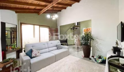Casa com 3 quartos à venda na Rua das Andorinhas, 155, Igara, Canoas, 100 m2 por R$ 580.000
