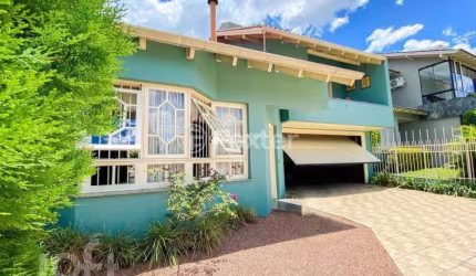 Casa com 3 quartos à venda na Rua Irmão Adão Rui, 398, Marechal Rondon, Canoas, 241 m2 por R$ 1.702.000