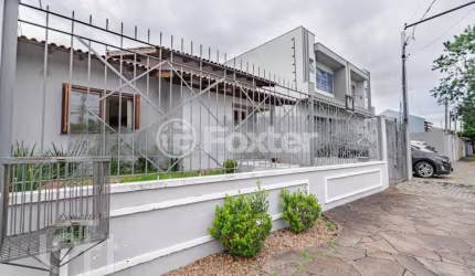 Casa com 2 quartos à venda na Avenida Doutor Severo da Silva, 783, Estância Velha, Canoas, 118 m2 por R$ 740.000