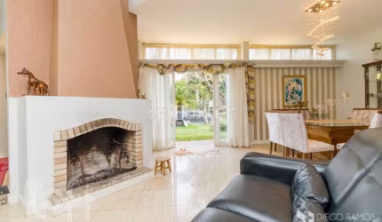 Casa com 3 quartos à venda na Rua Engenheiro Tito Marques Fernandes, 322, Ipanema, Porto Alegre, 313 m2 por R$ 950.000