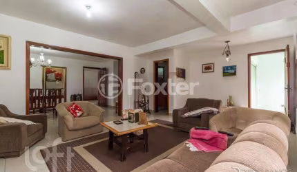 Casa com 3 quartos à venda na Rua Manoel Bandeira, 21, Jardim Itu Sabará, Porto Alegre, 202 m2 por R$ 550.000