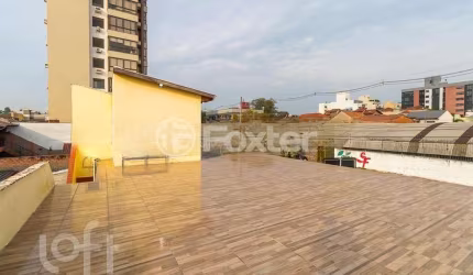 Casa com 4 quartos à venda na Rua Leopoldo de Freitas, 5, Passo da Areia, Porto Alegre, 138 m2 por R$ 1.450.000