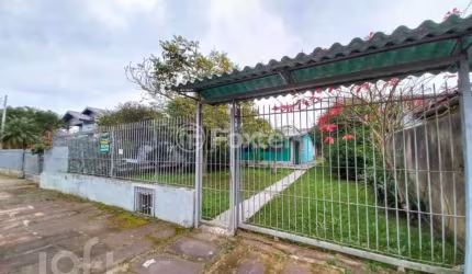 Casa com 2 quartos à venda na Rua Bolívia, 157, Canudos, Novo Hamburgo, 106 m2 por R$ 250.000