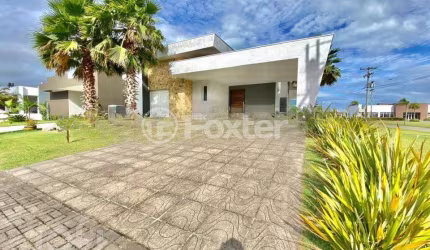 Casa em condomínio fechado com 3 quartos à venda na Avenida Central, 2009, Zona Nova, Capão da Canoa, 196 m2 por R$ 1.190.000