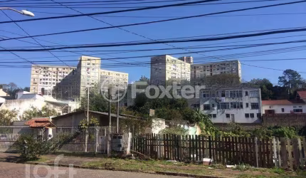 Casa com 3 quartos à venda na Rua Teixeira de Freitas, 761, Santo Antônio, Porto Alegre, 745 m2 por R$ 1.300.000