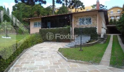 Casa com 6 quartos à venda na Rua Boaventura Garcia, 135, Quinta da Serra, Canela, 549 m2 por R$ 2.950.000