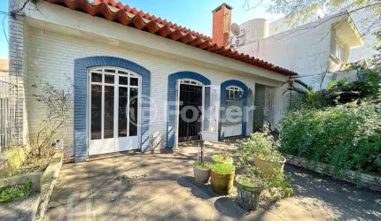 Casa com 5 quartos à venda na Avenida Inácio Vasconcelos, 99, Boa Vista, Porto Alegre, 304 m2 por R$ 1.274.000
