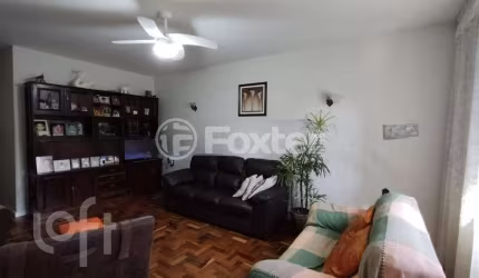Casa com 4 quartos à venda na Avenida Nilo Ruschel, 817, Morro Santana, Porto Alegre, 133 m2 por R$ 749.000