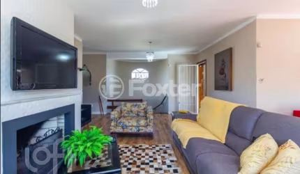 Casa com 4 quartos à venda na Rua Criciúma, 115, Guarujá, Porto Alegre, 288 m2 por R$ 1.500.000