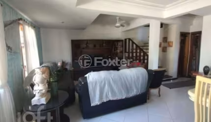 Casa com 4 quartos à venda na Avenida Teresópolis, 2122, Teresópolis, Porto Alegre, 360 m2 por R$ 879.900