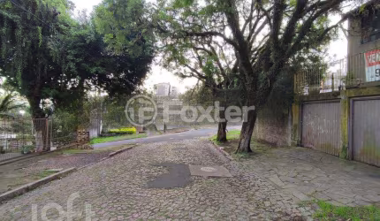 Casa com 3 quartos à venda na Rua Padre Jorge Sedelmayr S J, 85, Vila Ipiranga, Porto Alegre, 300 m2 por R$ 939.550