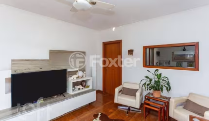 Casa com 3 quartos à venda na Rua Ministro Oliveira Lima, 405, São Sebastião, Porto Alegre, 180 m2 por R$ 750.000