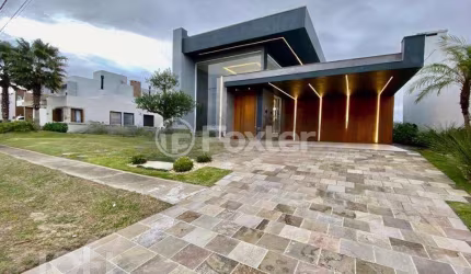 Casa em condomínio fechado com 3 quartos à venda na Estrada Estrada Do Mar, 12, Centro, Capão da Canoa, 185 m2 por R$ 2.200.000