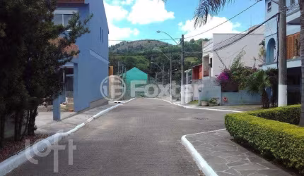 Casa em condomínio fechado com 2 quartos à venda na Rua Alcebíades Ribeiro, 65, Aberta dos Morros, Porto Alegre, 60 m2 por R$ 290.000