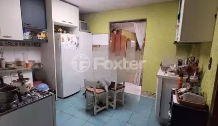 Casa com 3 quartos à venda na Praça Doutor Baltazar de Bem, 96, Vila Jardim, Porto Alegre, 200 m2 por R$ 361.000