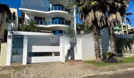 Casa com 4 quartos à venda na Rua Joinvile, 287, Ouro Branco, Novo Hamburgo, 421 m2 por R$ 1.790.000