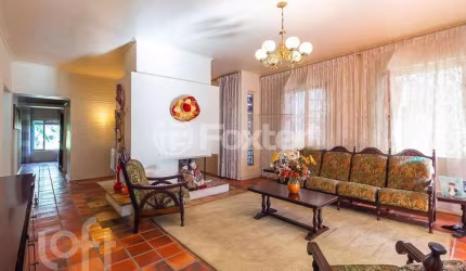Casa com 4 quartos à venda na Rua Carlos Von Koseritz, 479, São João, Porto Alegre, 261 m2 por R$ 2.000.000