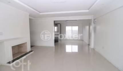 Casa com 3 quartos à venda na Avenida Orleaes, 75, Guarujá, Porto Alegre, 350 m2 por R$ 890.000