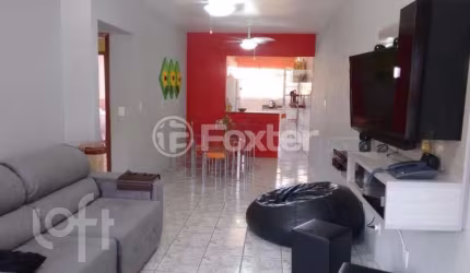 Casa com 2 quartos à venda na Rua José Pedro de Souza, 30, Vila Nova, Porto Alegre, 170 m2 por R$ 430.000