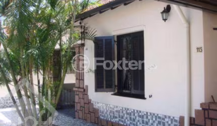 Casa com 3 quartos à venda na Rua Abelardo Marques, 115, Santa Tereza, Porto Alegre, 200 m2 por R$ 530.000