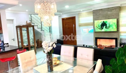 Casa com 3 quartos à venda na Rua Jean Vardaramatos, 157, Hípica, Porto Alegre, 159 m2 por R$ 800.000
