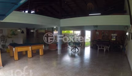 Casa com 3 quartos à venda na Rua Fortunato Della Casa, 30, Espírito Santo, Porto Alegre, 400 m2 por R$ 940.000