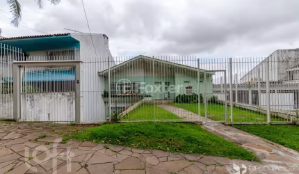 Casa com 4 quartos à venda na Rua Matias José Bins, 514, Três Figueiras, Porto Alegre, 442 m2 por R$ 1.586.000