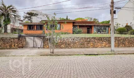 Casa com 3 quartos à venda na Rua João Paetzel, 915, Chácara das Pedras, Porto Alegre, 313 m2 por R$ 6.000.000