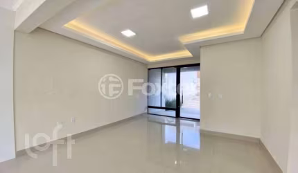 Casa em condomínio fechado com 3 quartos à venda na Rua dos Hibiscos, 415, Parque da Matriz, Gravataí, 100 m2 por R$ 780.000