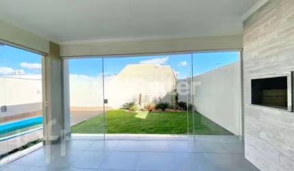 Casa com 3 quartos à venda na Rua das Magnólias, 146, Parque da Matriz, Gravataí, 135 m2 por R$ 1.023.000