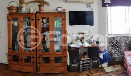 Apartamento com 2 quartos à venda na Rua Chico Pedro, 161, Camaquã, Porto Alegre, 59 m2 por R$ 280.000