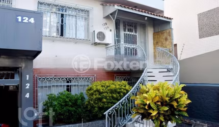 Casa com 5 quartos à venda na Rua Umbú, 124, Passo da Areia, Porto Alegre, 260 m2 por R$ 2.200.000